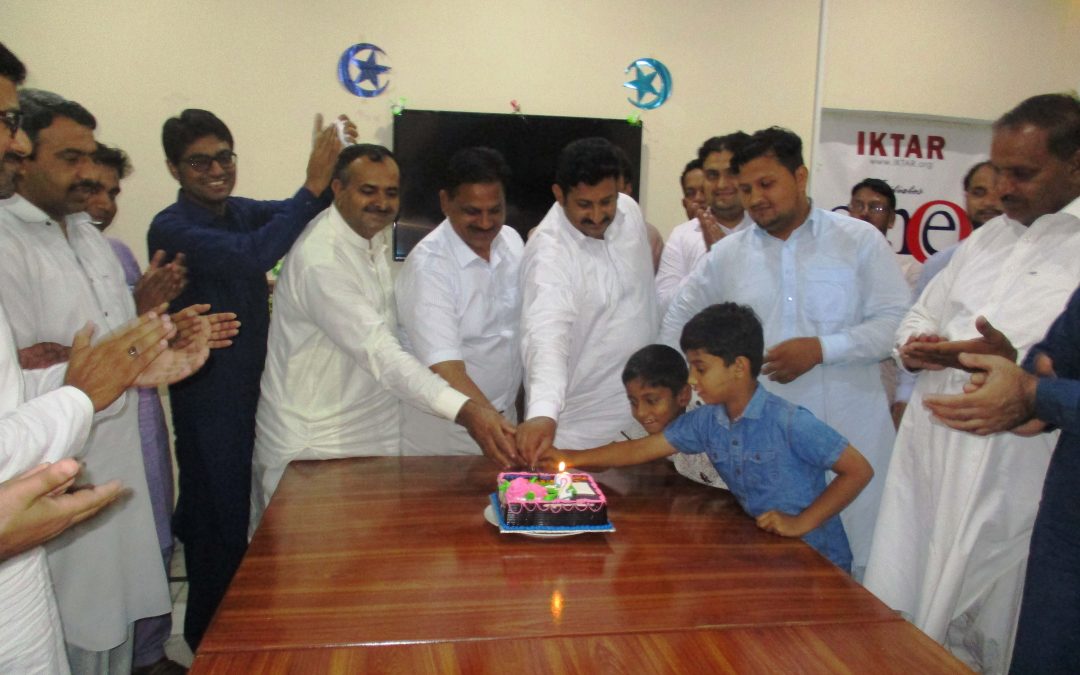 پنجاب ڈویلپرز اور پاکستان کی سال گرہ کا کیک کاٹا گیا